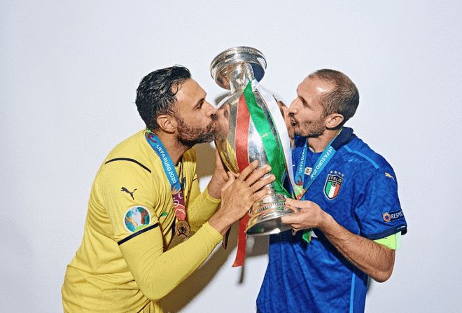 爱德华兹的 爱德华兹的