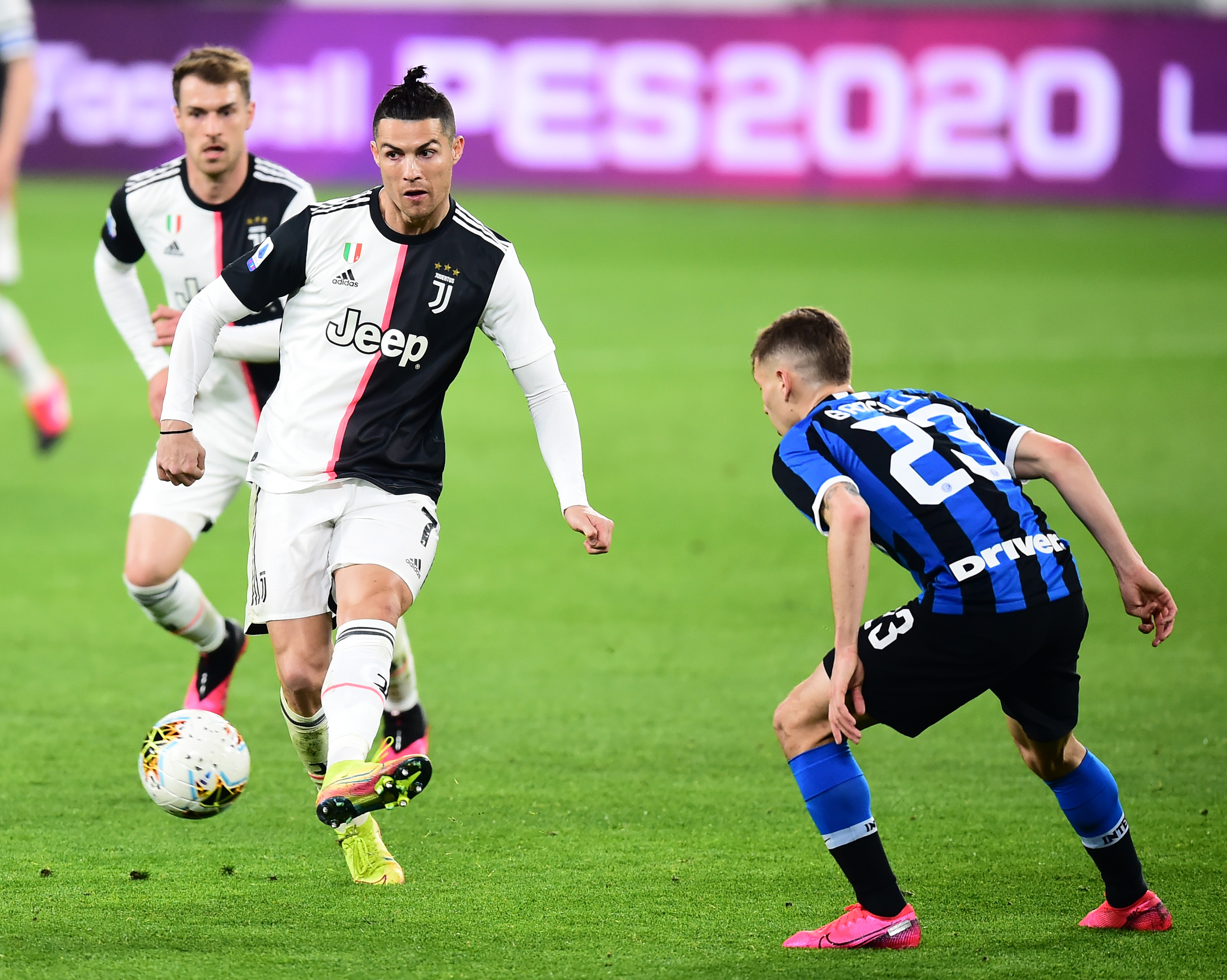 强势闯入四 强势闯入四